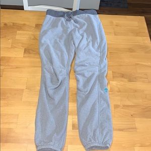 Ivivva (Lululemon) girls pants size 8 lined warm